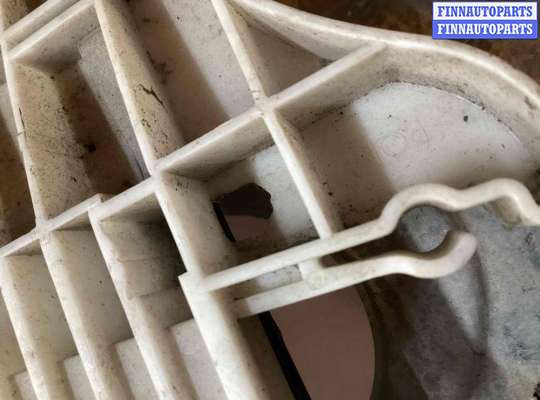 купить Стеклоподъемник задний правый на Volkswagen Passat Passat B5+ (3B) 2000-2005 рестайлинг