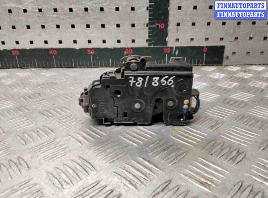 Замок боковой двери на Volkswagen Passat B5 (3B)