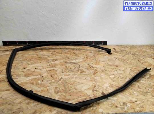 купить Уплотнитель двери передней левой на Nissan Primera Primera II (P11) 1996-2002