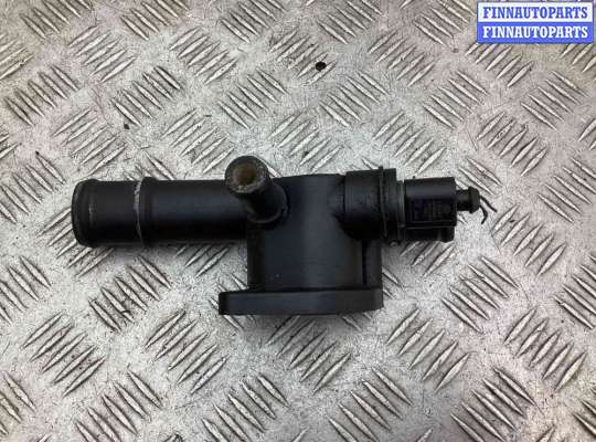 Фланец (тройник) системы охлаждения на Volkswagen Golf IV (1J)