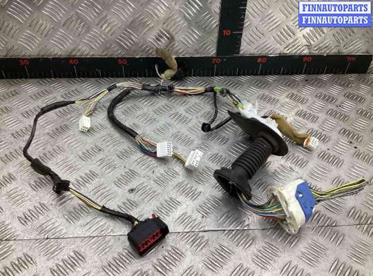 купить Проводка двери на Mazda 3 3 I (BK) 2003-2009