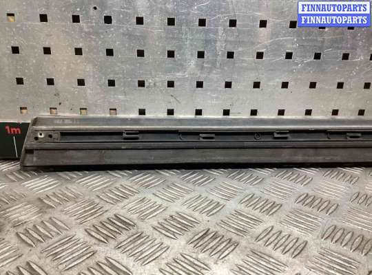 купить Молдинг двери передней левой на Audi A4 A4 B6 (8EC, 8E5) 2000-2006