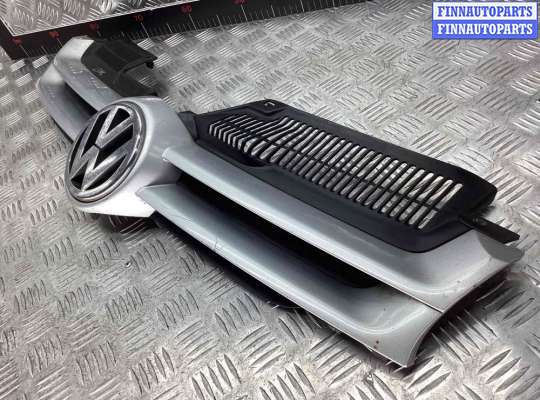 купить Решетка радиатора на Volkswagen Golf Golf V (1K) 2004-2009