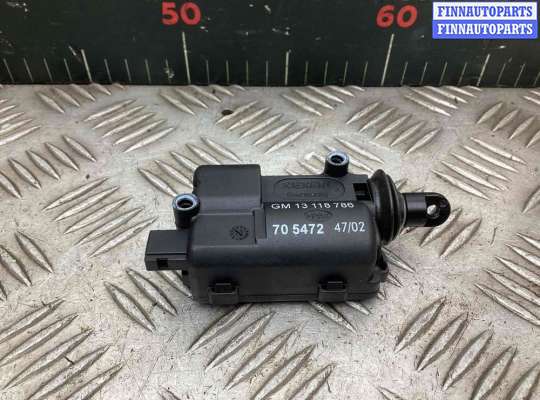 Активатор замка на Opel Zafira A