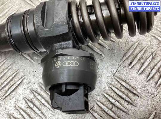 Форсунка топливная на Volkswagen Golf IV (1J)