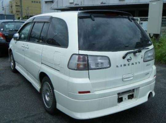 Nissan Liberty M12