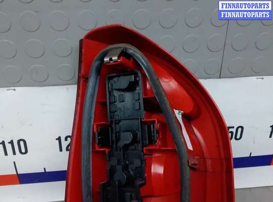 купить фонарь задний правый на CITROEN XSARA PICASSO