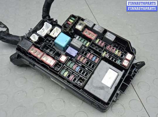 купить блок предохранителей на TOYOTA C-HR