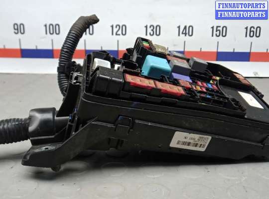 купить блок предохранителей на TOYOTA C-HR