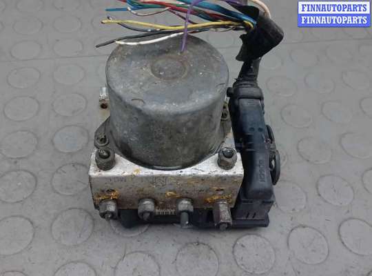 блок abs TT957337 на TOYOTA AURIS E150