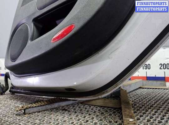 Дверь боковая на Renault Laguna III