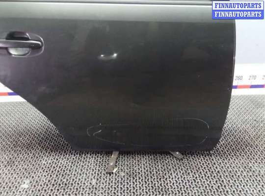 Дверь боковая на Toyota Prius II