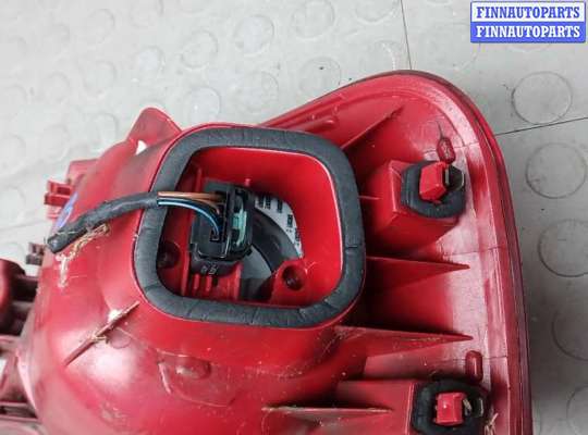 купить фонарь задний левый на VOLKSWAGEN PASSAT B6