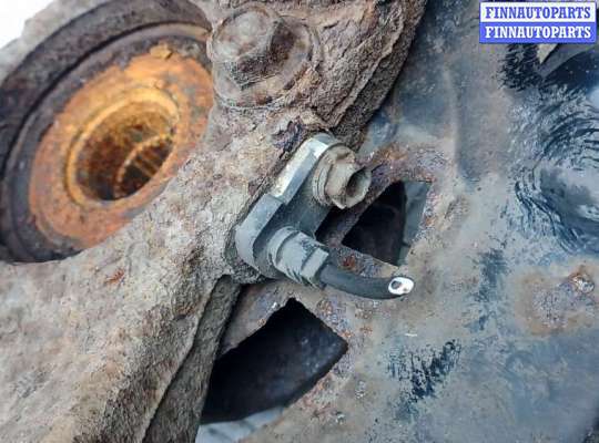 купить ступица передняя правая на TOYOTA RAV 4 CA40