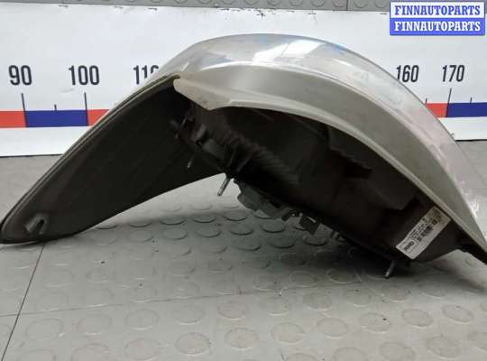 купить фонарь задний правый на TOYOTA VERSO AR2