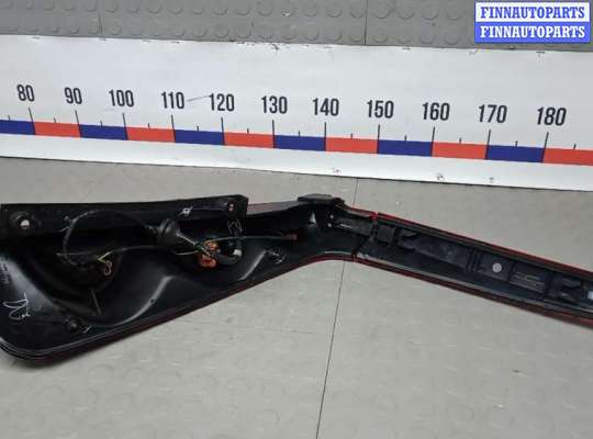 купить фонарь задний левый на NISSAN NOTE E11