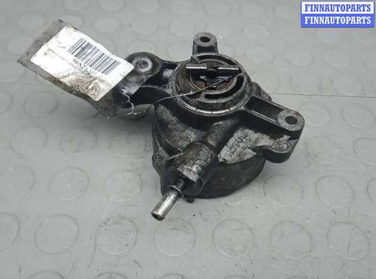 насос вакуумный VL524176 на VOLVO V50 MW