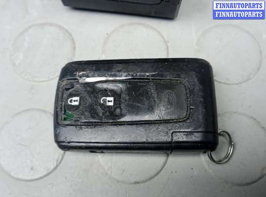 Замок зажигания с ключом на Toyota Prius II
