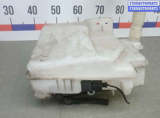 Бачок омывателя на Skoda Yeti (5L)