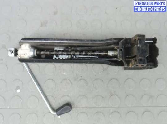 купить домкрат на VOLKSWAGEN PASSAT CC