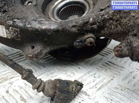 купить ступица передняя правая на AUDI A4 B8