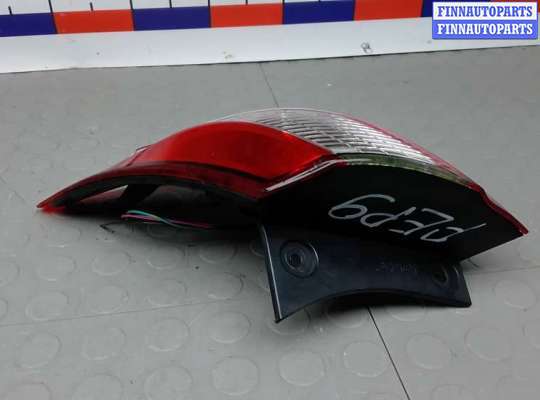 купить фонарь задний правый на NISSAN QASHQAI J10