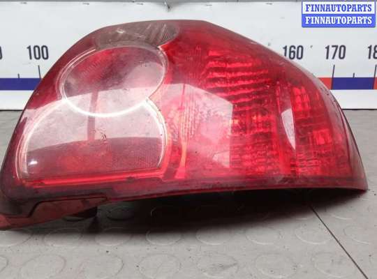 купить фонарь задний правый на TOYOTA AURIS E150