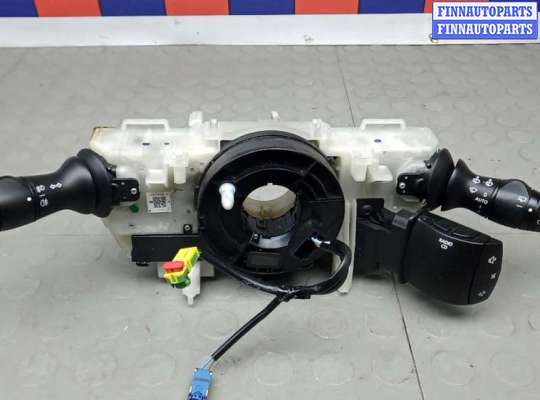 переключатель поворотов и дворников (стрекоза) RN1509391 на RENAULT LAGUNA 3