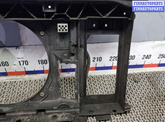 Панель передняя (телевизор) на Citroen C4 II (B7)