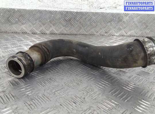 патрубок интеркулера VG1582444 на VOLKSWAGEN TOUAREG 7L