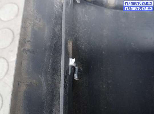 купить ус под фонарь правый на VOLKSWAGEN TRANSPORTER T5