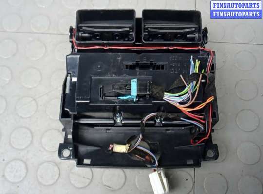 купить блок управления печки и климат-контроля на AUDI A8 D3