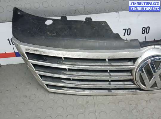 Решетка радиатора на Volkswagen Passat CC (357)
