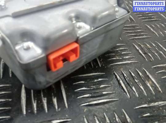 купить блок управления на LEXUS RX 2