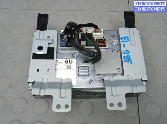 купить монитор на INFINITI Q50