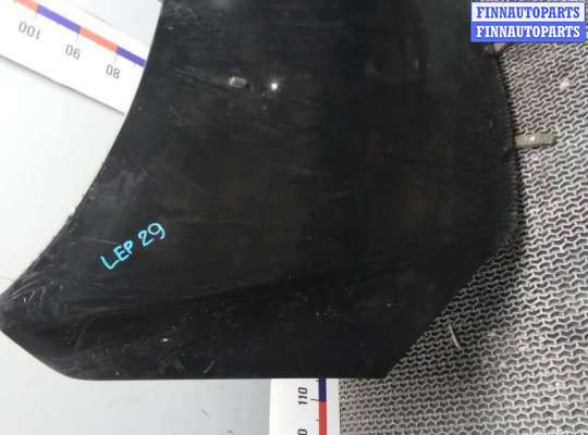 Капот на Ford Focus II