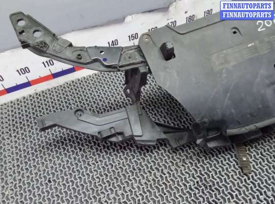 купить передняя панель крепления облицовки (телевизор) на RENAULT LAGUNA 3