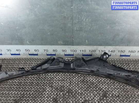 купить накладка декоративная (жабо, дождевик) на MERCEDES BENZ E-CLASS W211