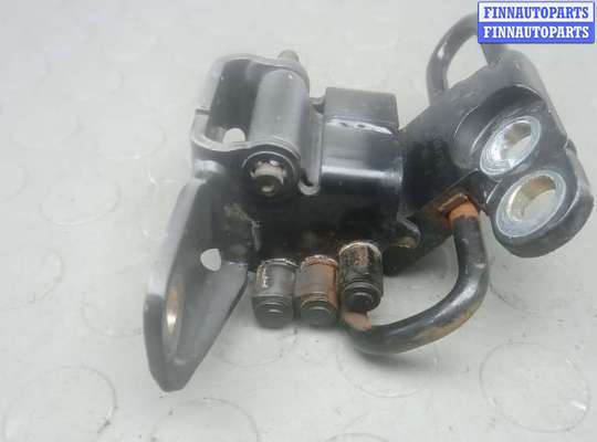 купить петля передняя правая на VOLKSWAGEN PHAETON 1