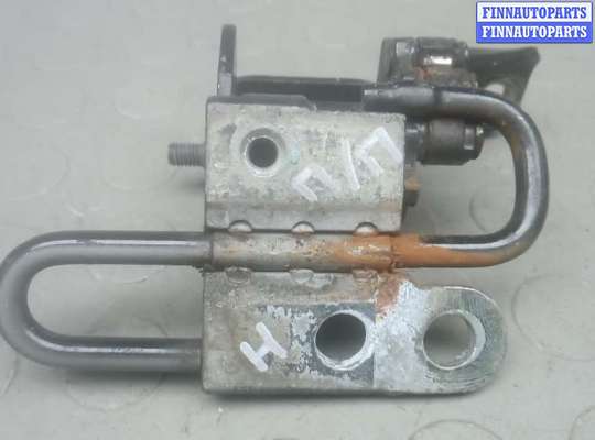 купить петля передняя правая на VOLKSWAGEN PHAETON 1