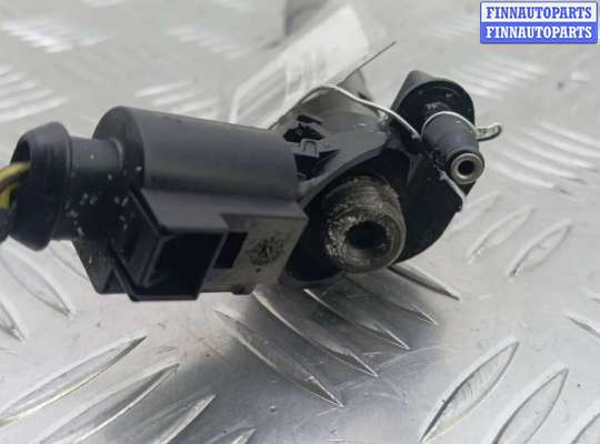 Форсунка топливная на Volkswagen Touareg I (7L)