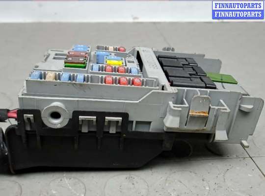 купить блок предохранителей на CADILLAC SRX 2