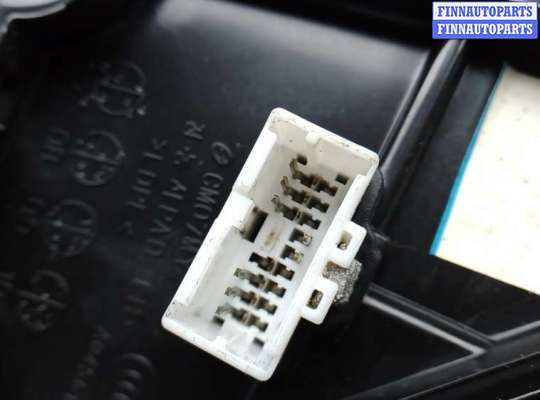 Зеркало боковое на Hyundai Santa Fe II (CM)