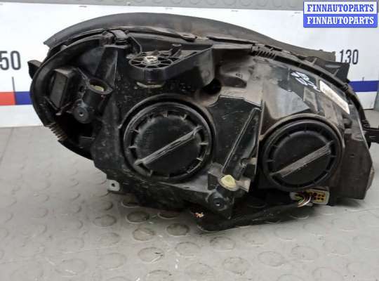 Фара передняя на Mercedes-Benz C (W204)