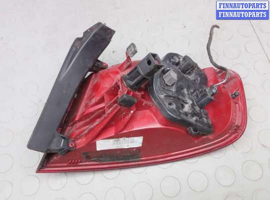 купить фонарь задний левый на AUDI A4 B8