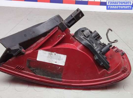 купить фонарь задний левый на AUDI A4 B8