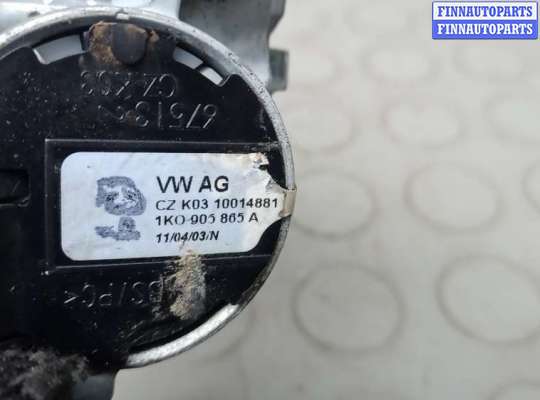Замок зажигания с ключом на Volkswagen Golf VI (5K)