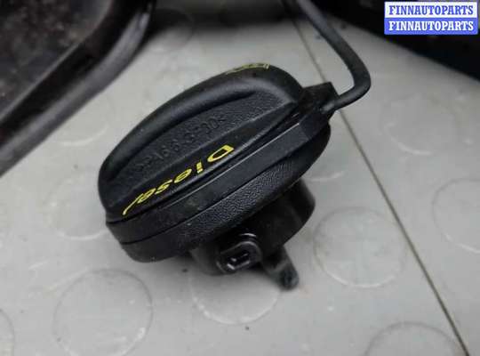 купить лючок бака на SKODA SUPERB 3