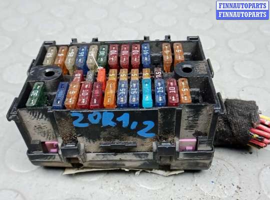 купить блок предохранителей на VOLKSWAGEN TRANSPORTER T5
