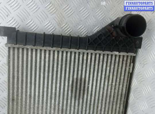 купить радиатор интеркулера на DODGE NITRO